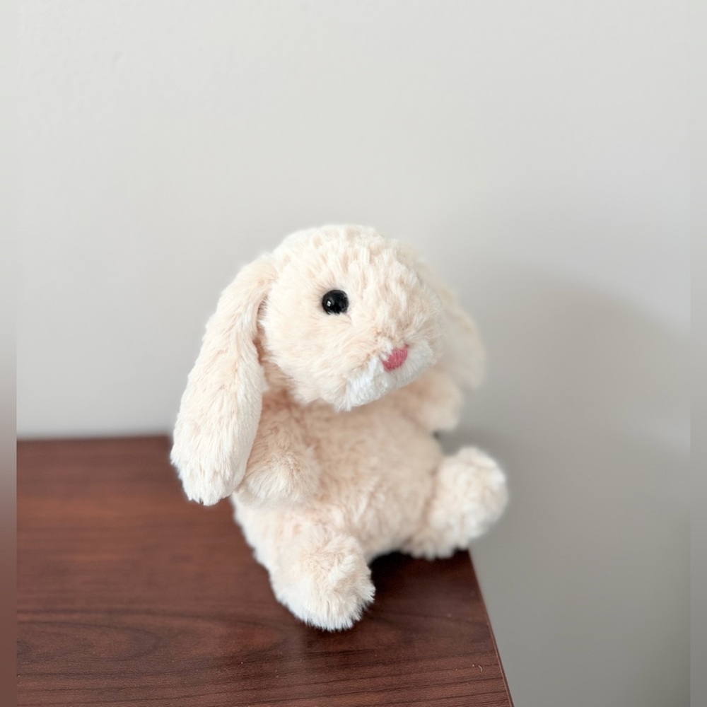 Jellycat yummy bunny beige